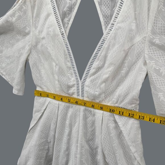 Shareen Collections Romper Womens White V Neck Bell Sleeve Tie Back Size 8 - Picture 9 of 13